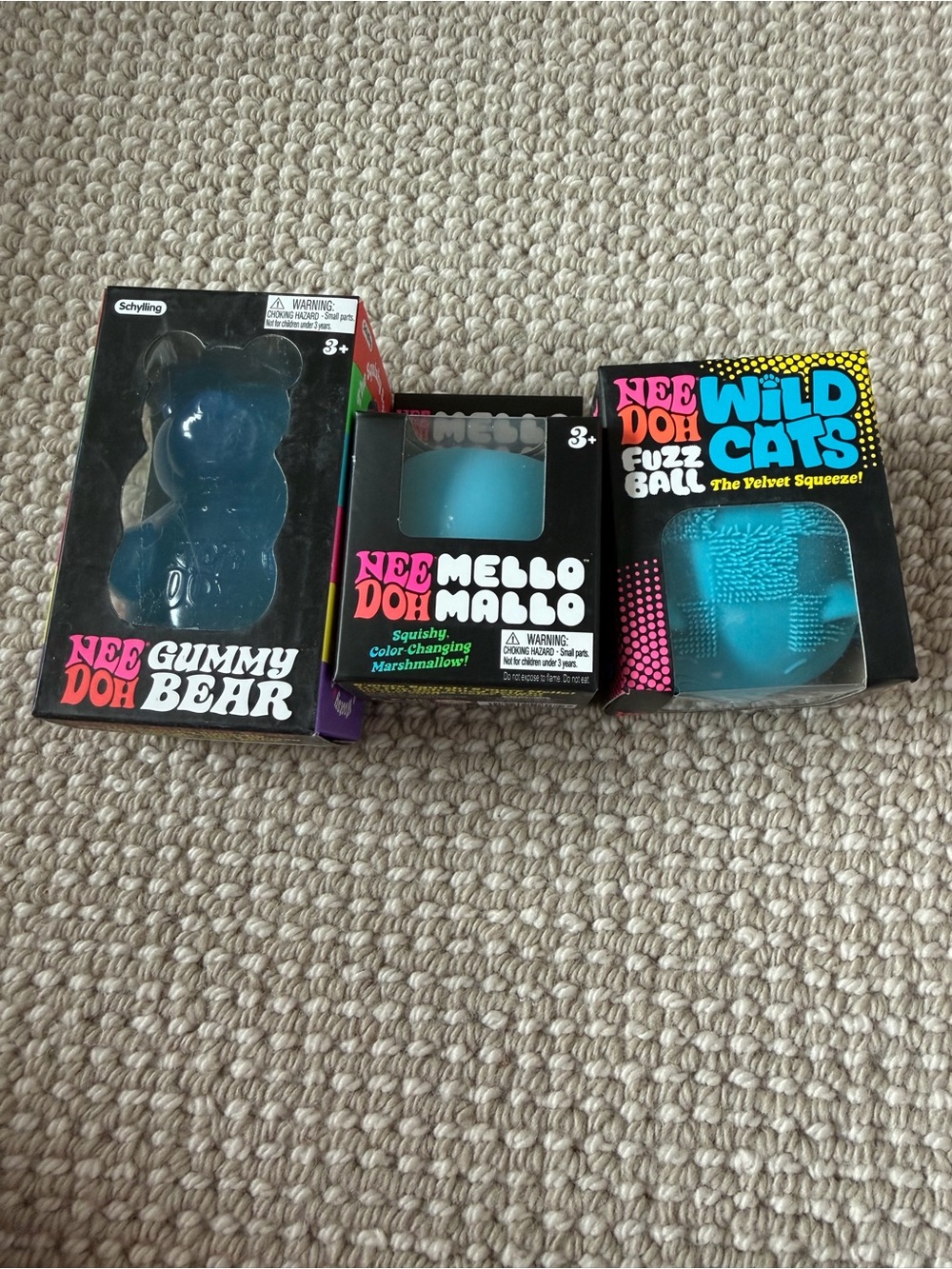 Blue wildcat Fuzz Ball & Gummy Bear & mello needoh